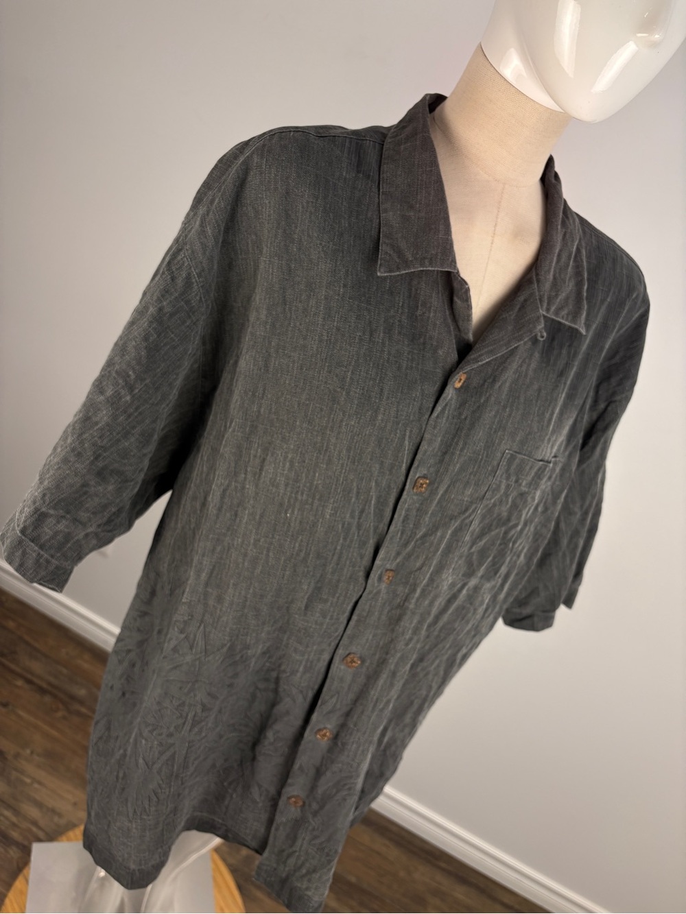 Tommy Bahama Men's 100% Silk Camp Shirt Grey Herringbone Size XL Vacation